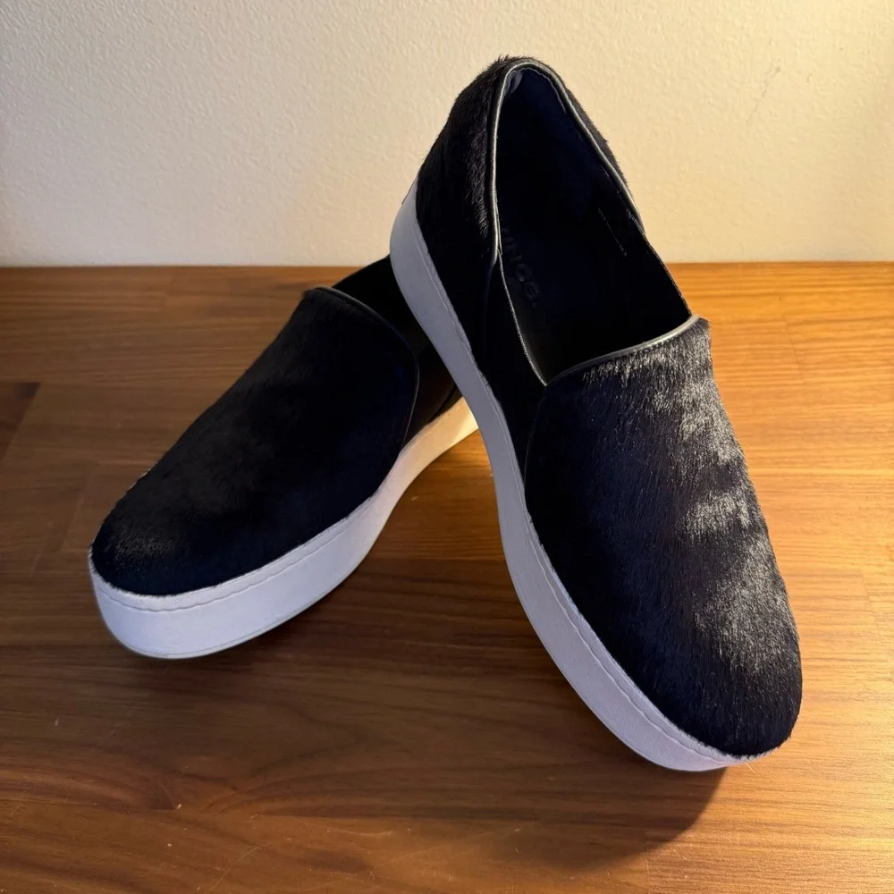 Vince Warren Pony Hair Slip On in Black with White Platform, size 6.5